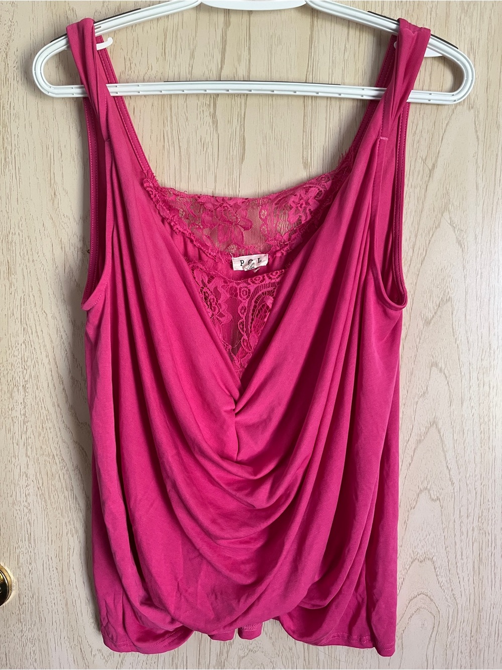 POL Hot Pink Tank with twist Front and Lace Sz Medium